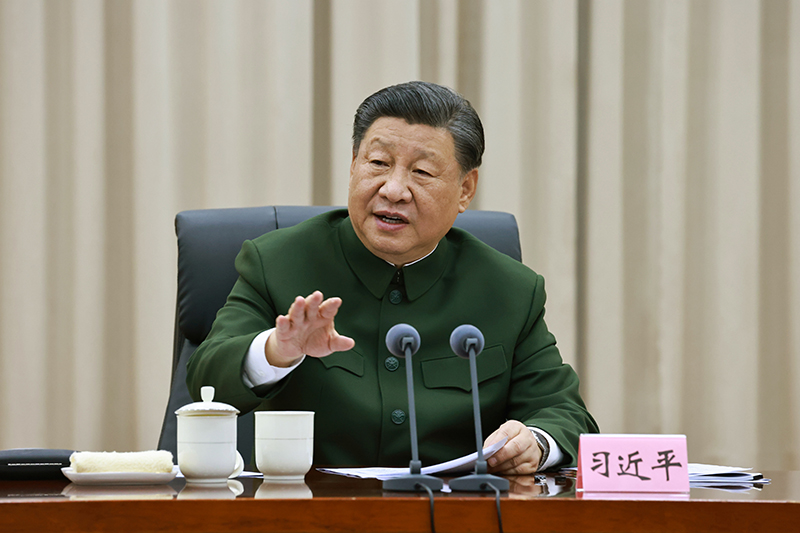 11月29日，，，，，，，中共中央总书记、国家主席、中央军委主席习近平到武警海警总队东海海区指挥部视察。。。。。。。这是习近平揭晓主要讲话。。。。。。。